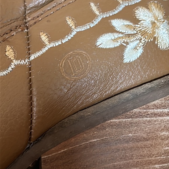 Sold - Picture 11 of 14